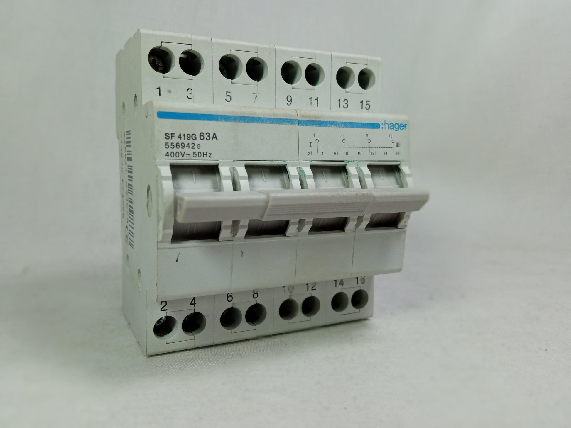 4 Pole Din Rail Change Over Switch SF 419G 63A 400V in Pakistan - industryparts.pk