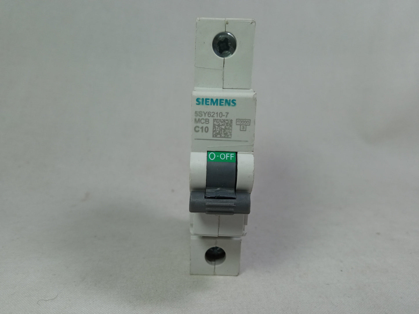 MCB AC Circuit Breaker 5SY4263-7 SEIMENS in Pakistan - industryparts.pk