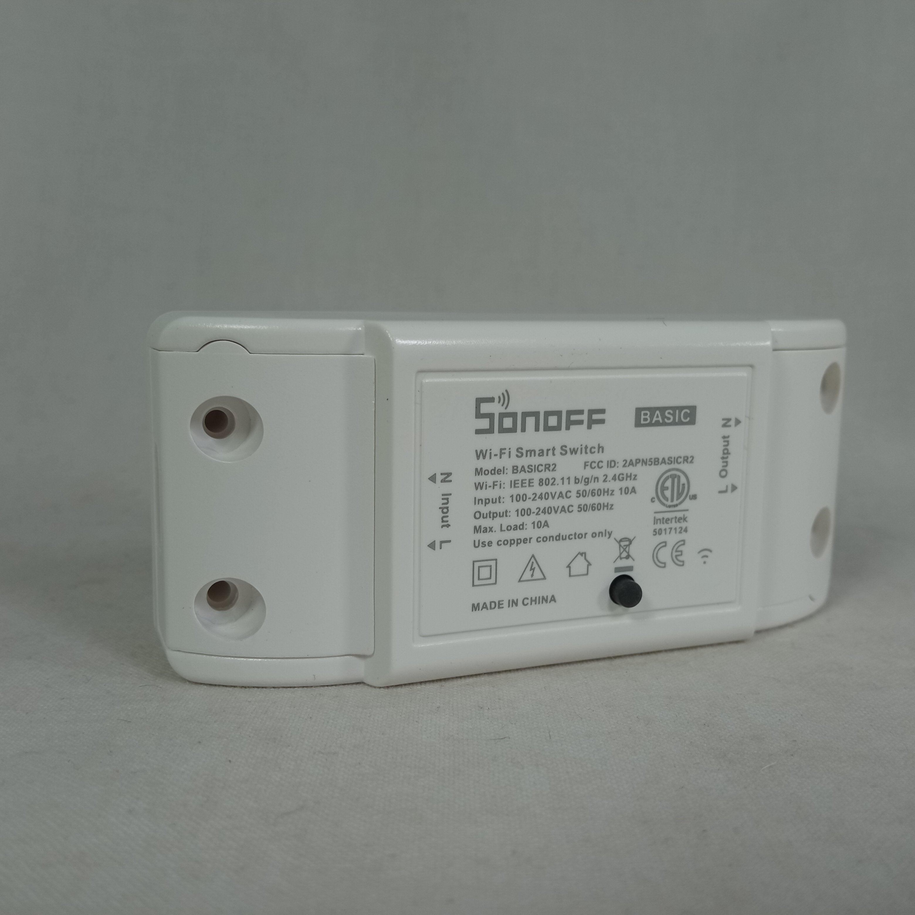 SONOFF Basic Wifi Wireless Smart Switch 10A in Pakistan - industryparts.pk