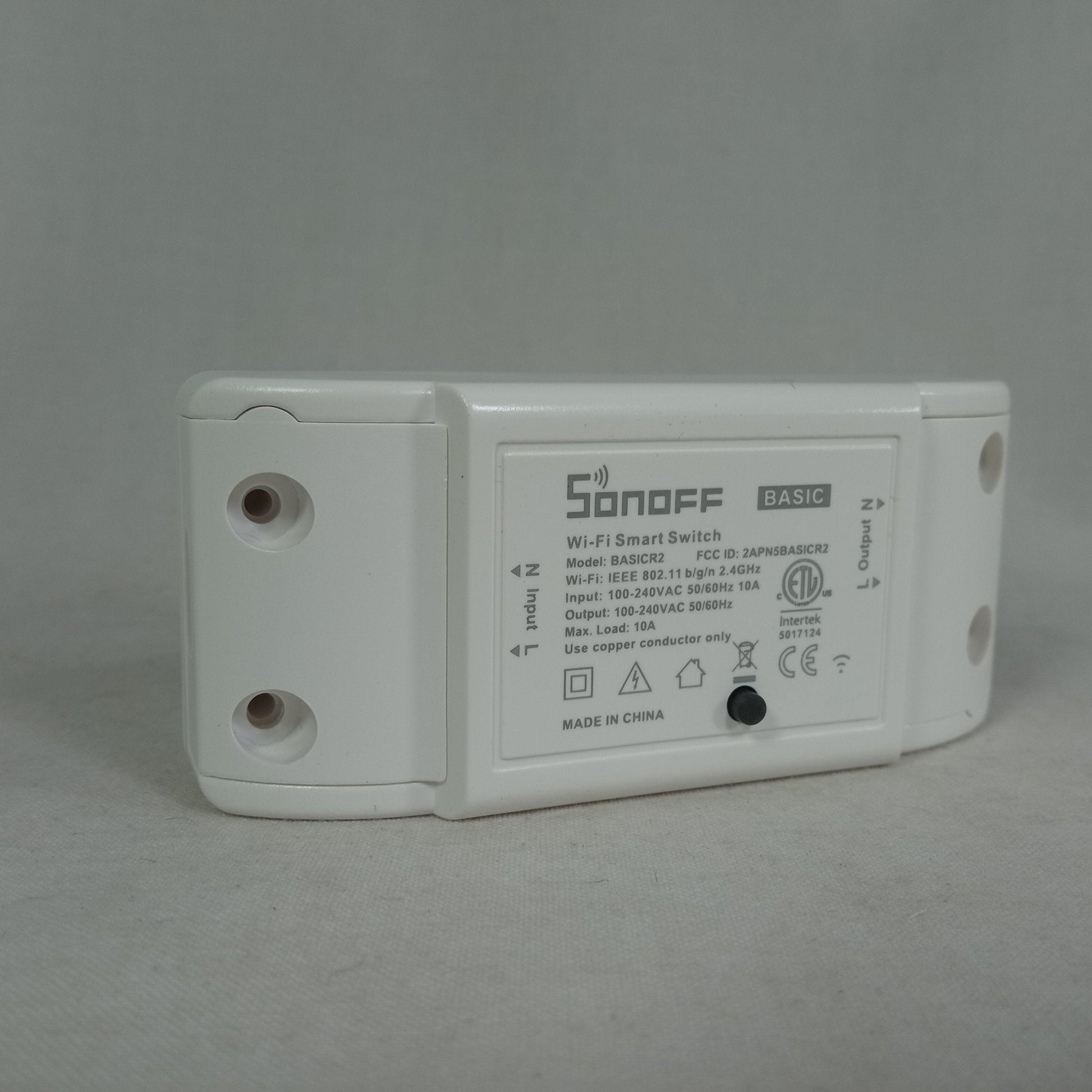 SONOFF Basic Wifi Wireless Smart Switch 10A in Pakistan - industryparts.pk