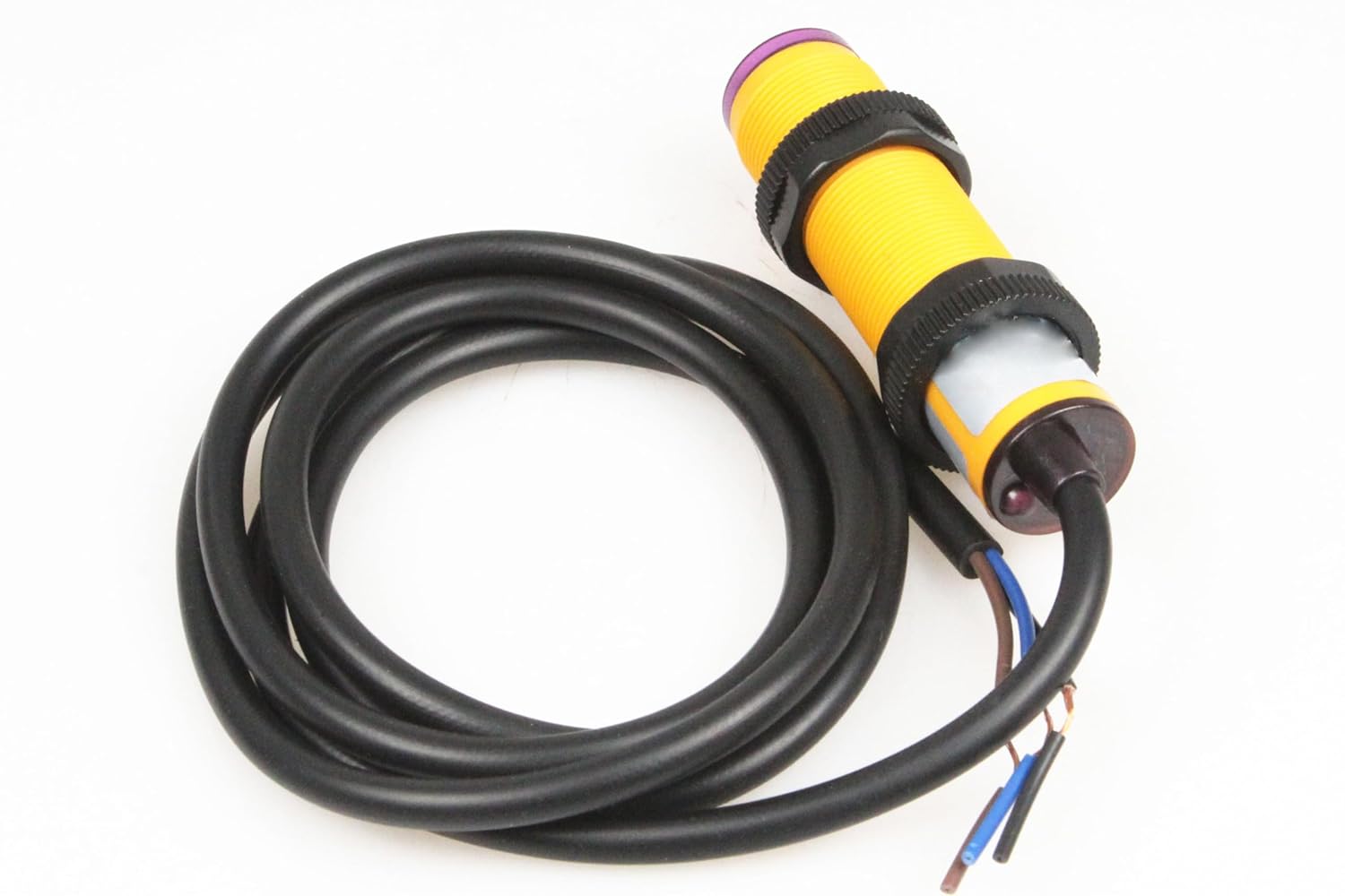 Photoelectric Switch-E3F-DS10P2 in Pakistan