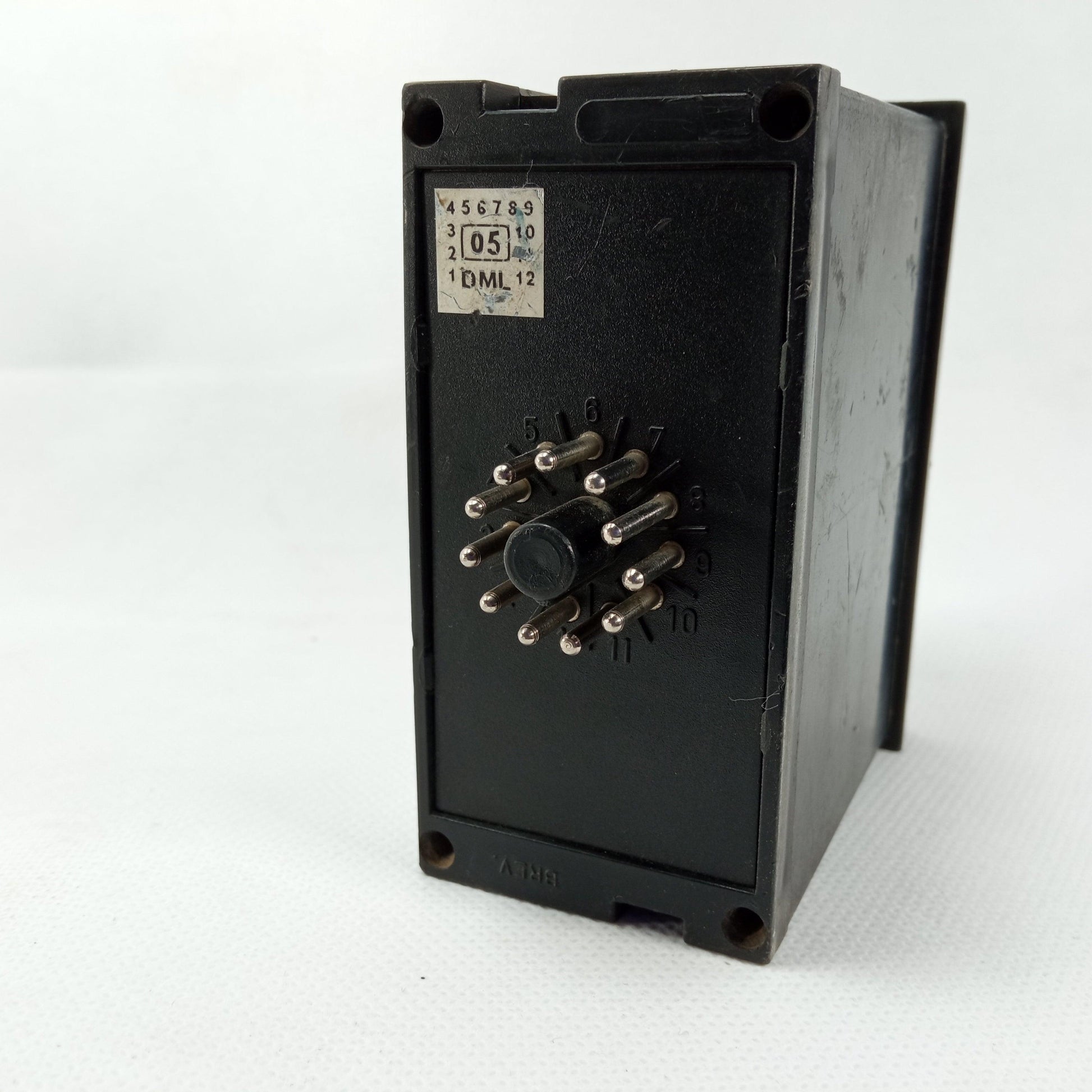 Emirel E448N Under Over Voltage Relay Lotted In Pakistan - industryparts.pk