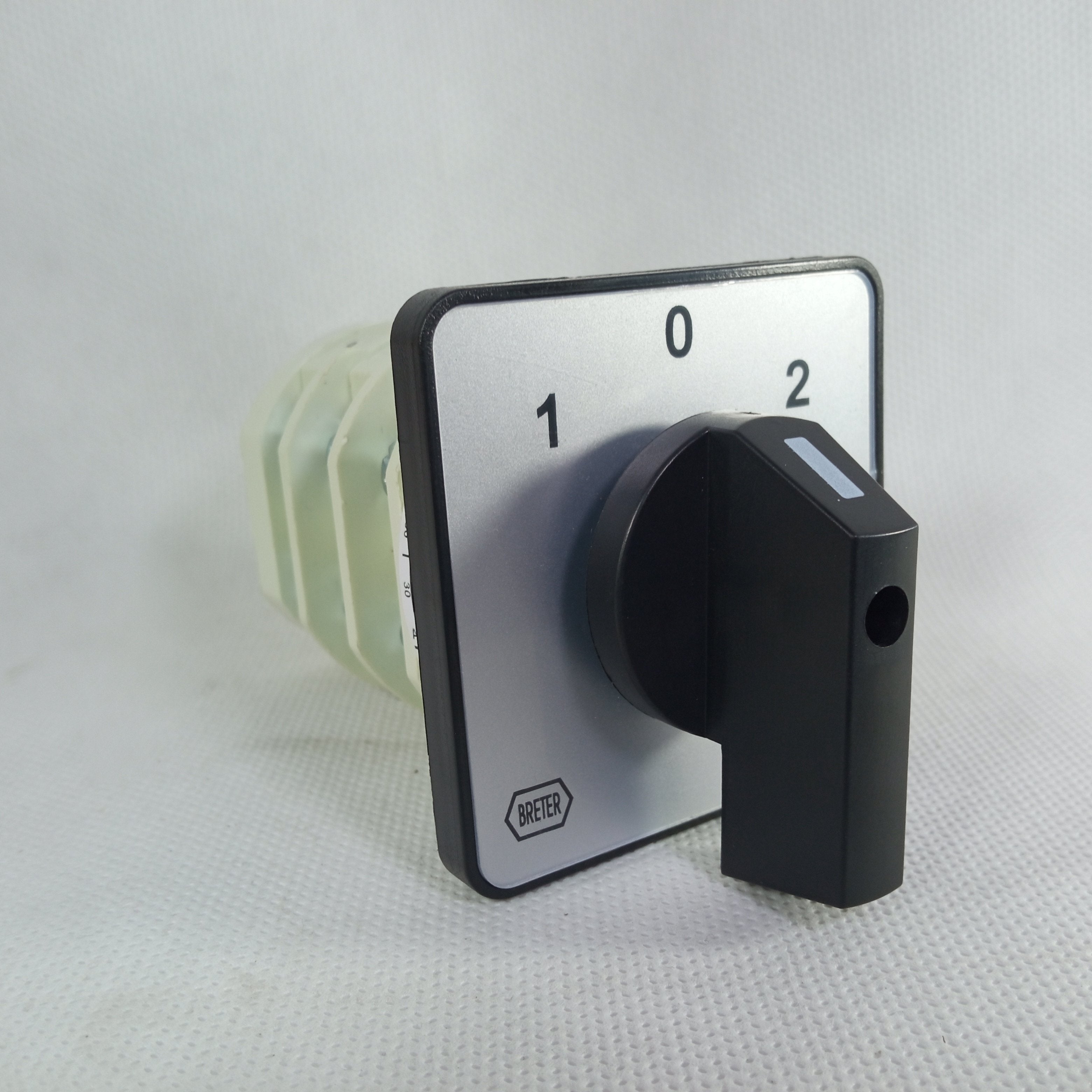 BRETER Cam Switch 1-0-2 Position Rotary Changeover Switches in Pakistan - industryparts.pk