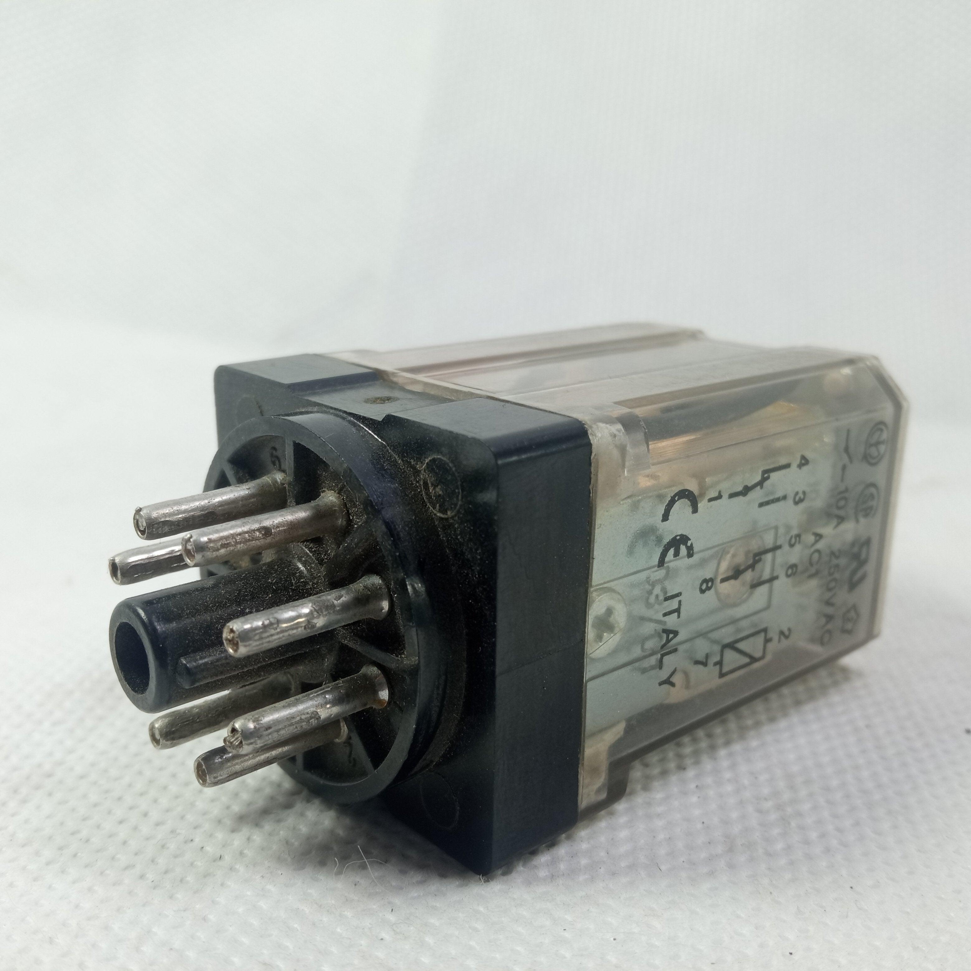 115v 8pin Relay lotted - industryparts.pk