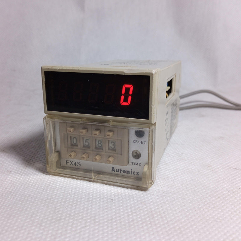 AUTONICS Digital Counter Timer FX4S-1P4 in Pakistan lotted - industryparts.pk