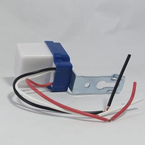 SETCO AS-10 10A Photo Switch Sensor Sun Switch Auto On Off in Pakistan - industryparts.pk