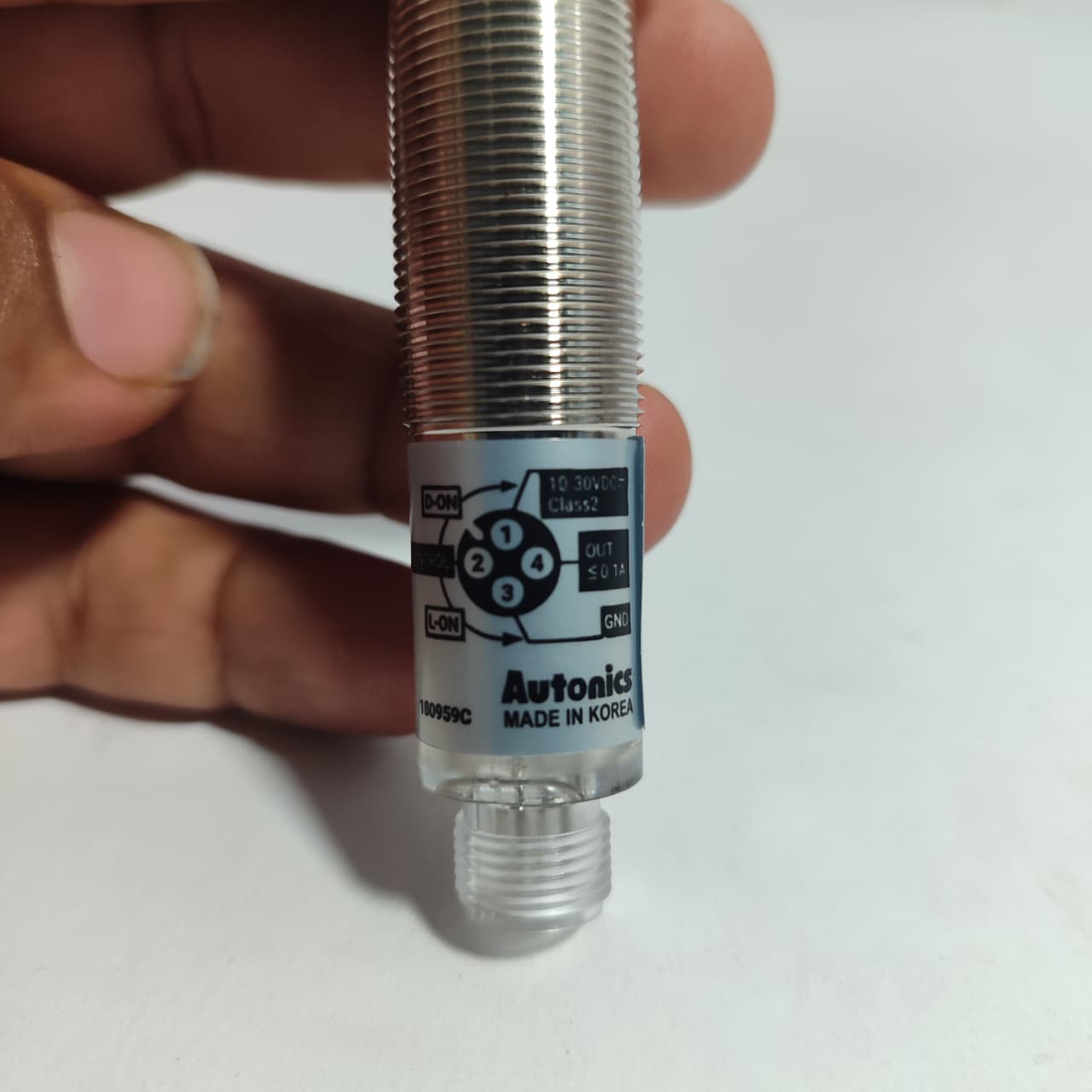 Autonics BRQM400-DDTA-C-P 10-30VDC PHOTO SENSOR in Pakistan