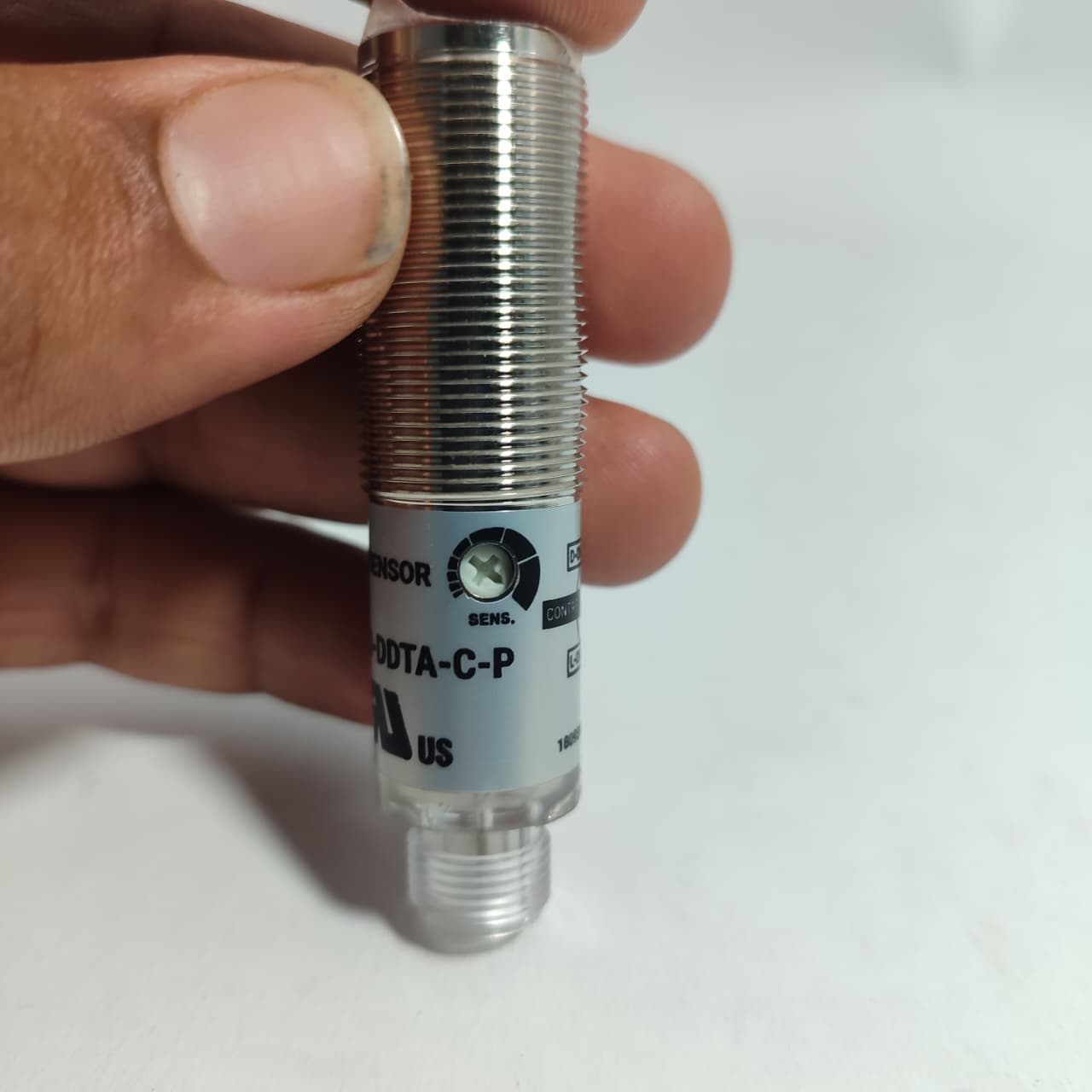 Autonics BRQM400-DDTA-C-P 10-30VDC PHOTO SENSOR in Pakistan