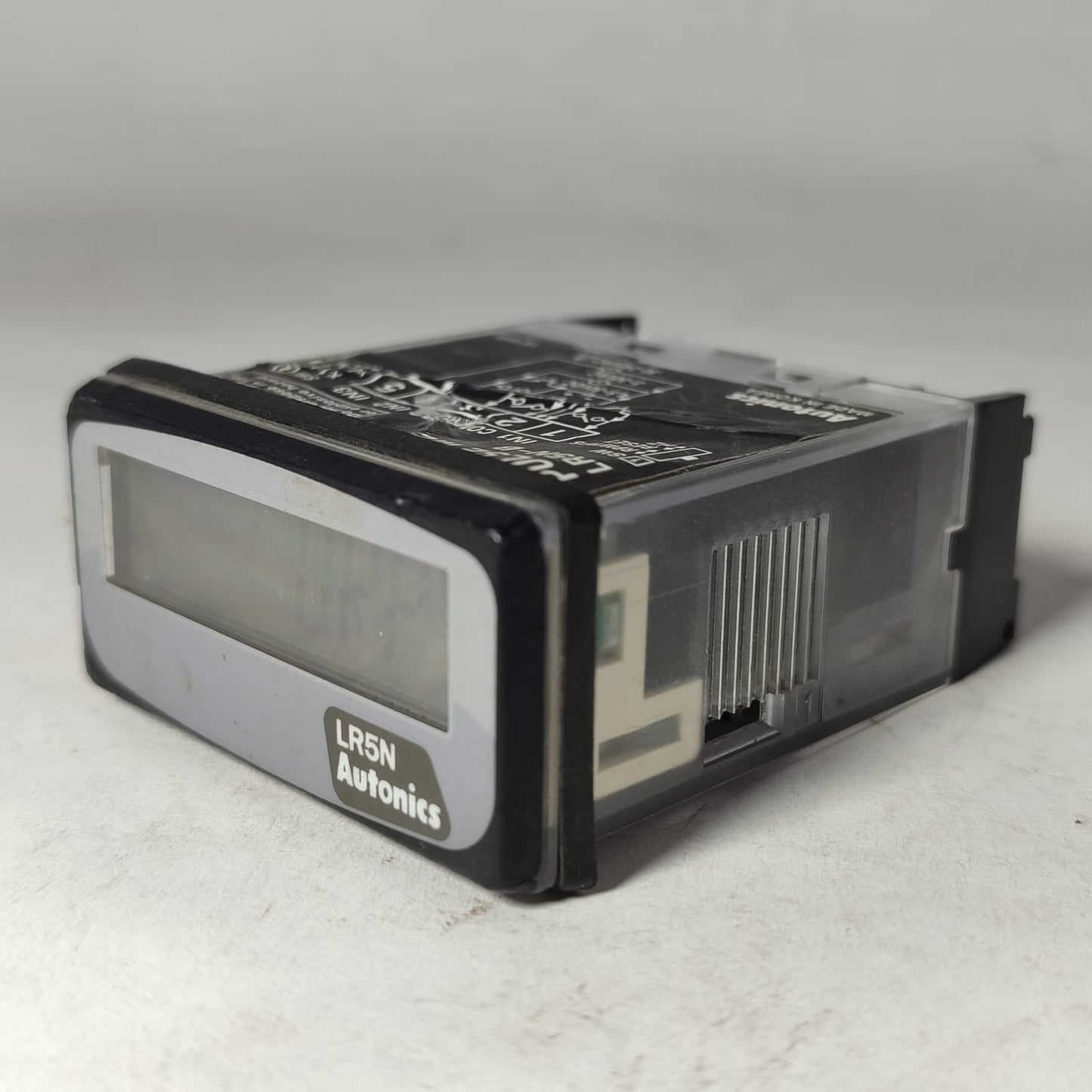 Autonics LR5N DIGITAL PULSE METER in Pakistan
