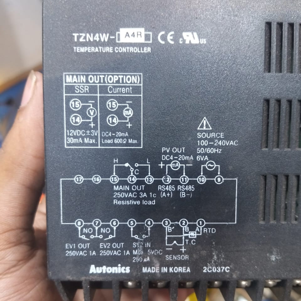 Autonics TZN4W Temperature Controller