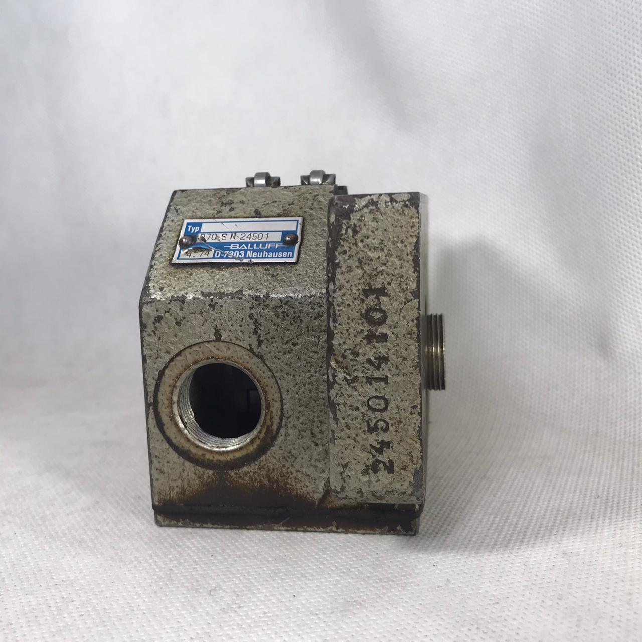 Balluff B70 SN 24501 Rotary Cam Switch,D-7303 Neuhausen  Lotted in Pakistan - industryparts.pk