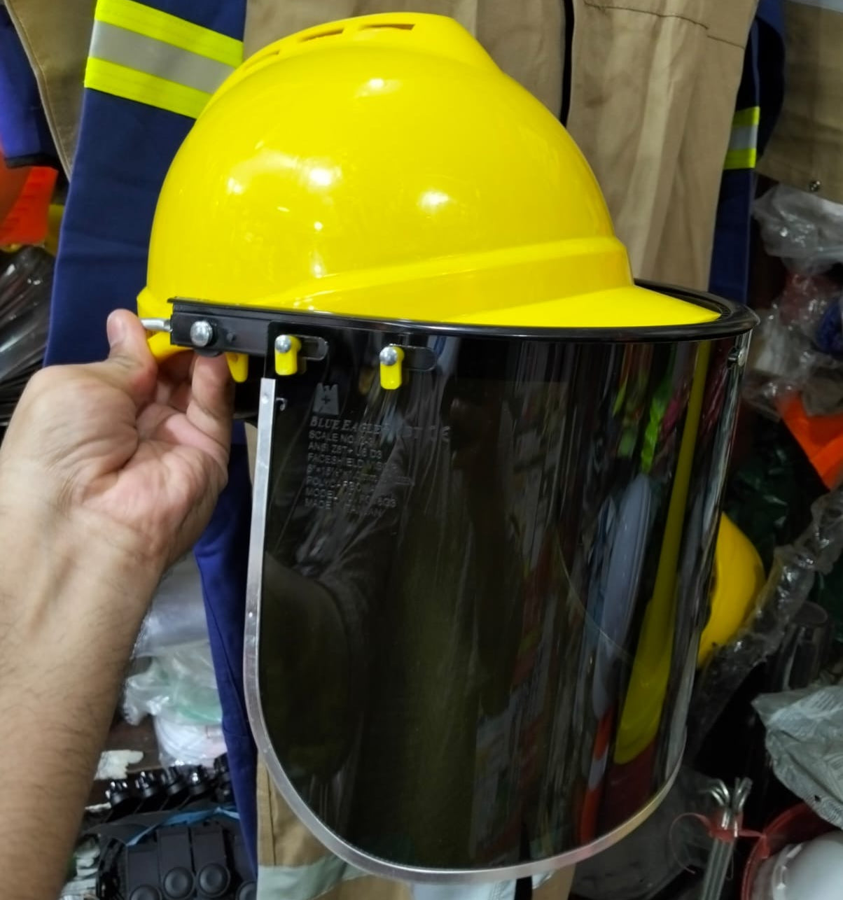 BLUE EAGLE 1BT Safety Helmet (Yellow Hat) with FC48G3 Green Visor