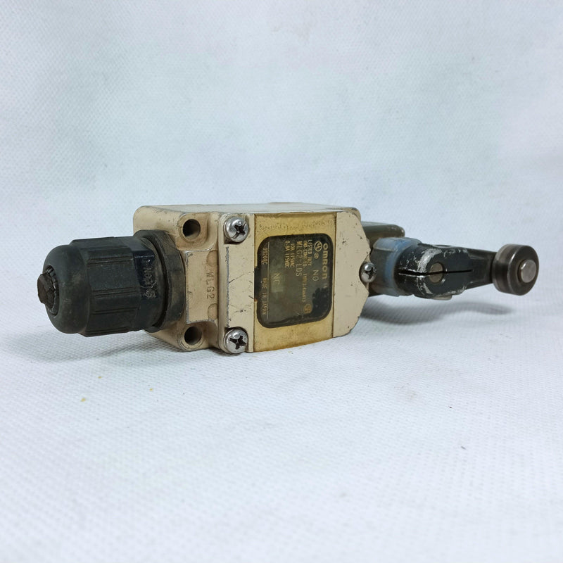 Omron WLG2-LDS Limit Switch Lotted in Pakistan - industryparts.pk