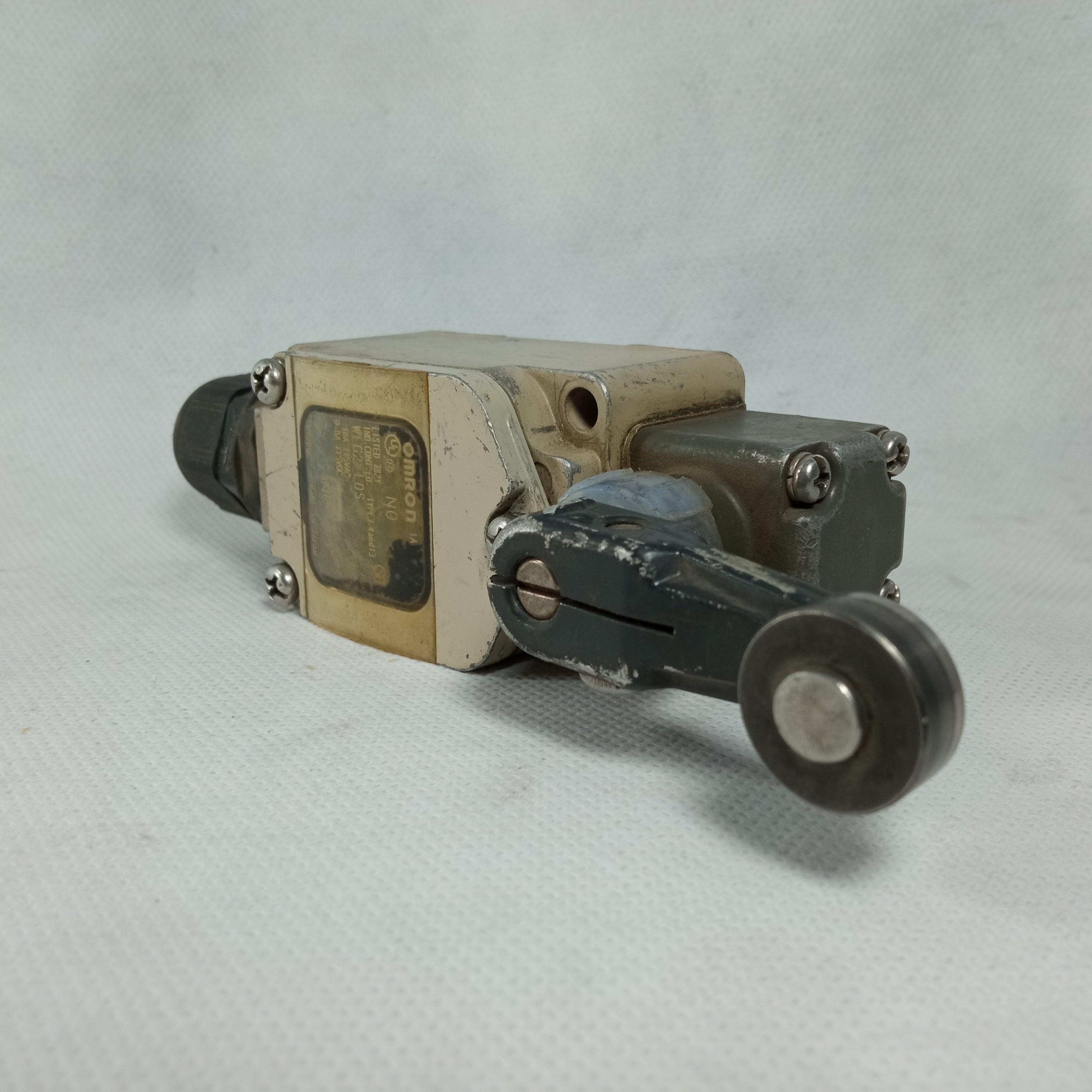 Omron WLG2-LDS Limit Switch Lotted in Pakistan - industryparts.pk