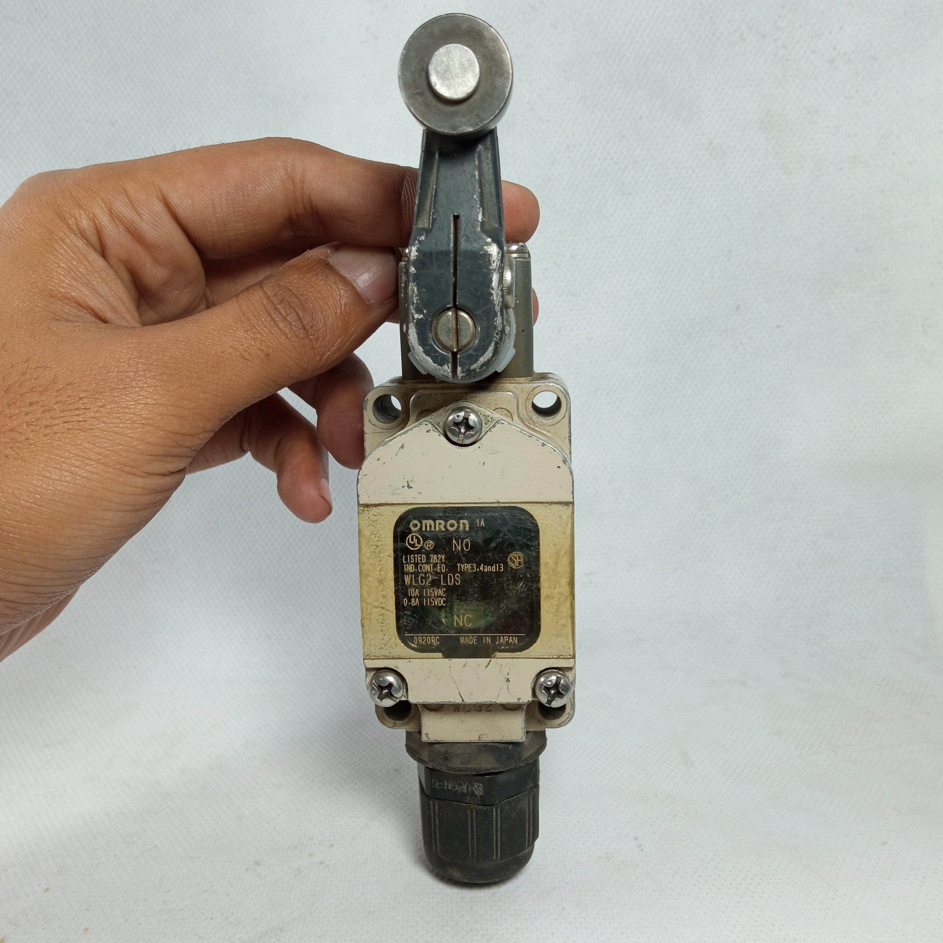 Omron WLG2-LDS Limit Switch Lotted in Pakistan - industryparts.pk