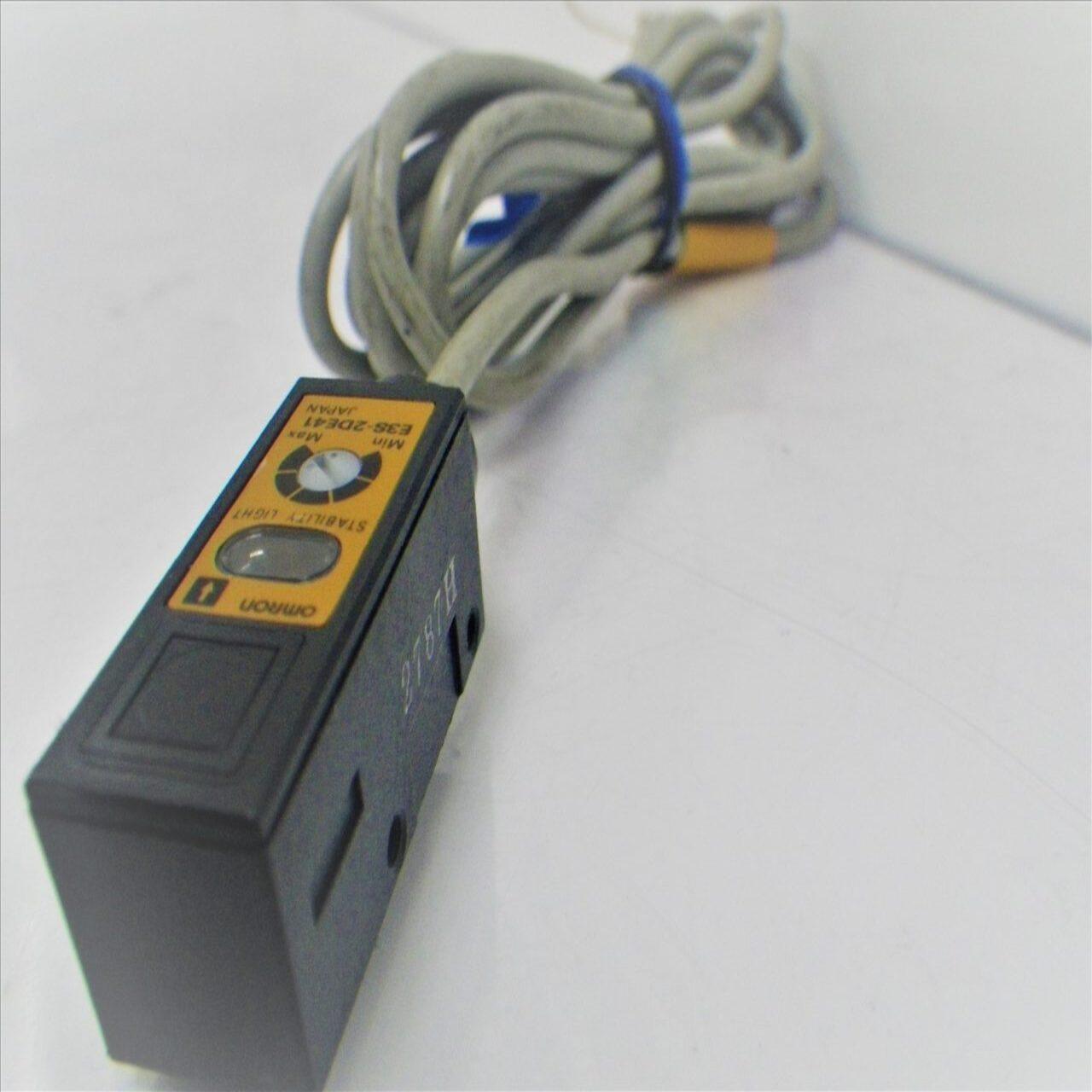 OMRON PHOTOELECTRIC STABILITY LIGHT 24VDC E3S-2DE41 - industryparts.pk