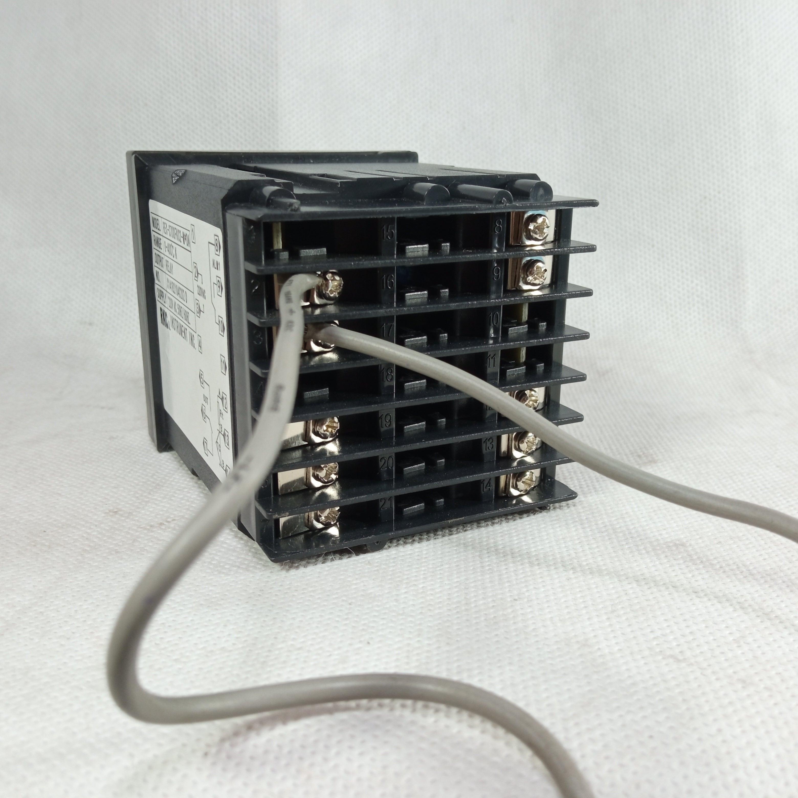 AC 220V Oven Temperature Controller RKC REX-C700 in Pakistan - industryparts.pk