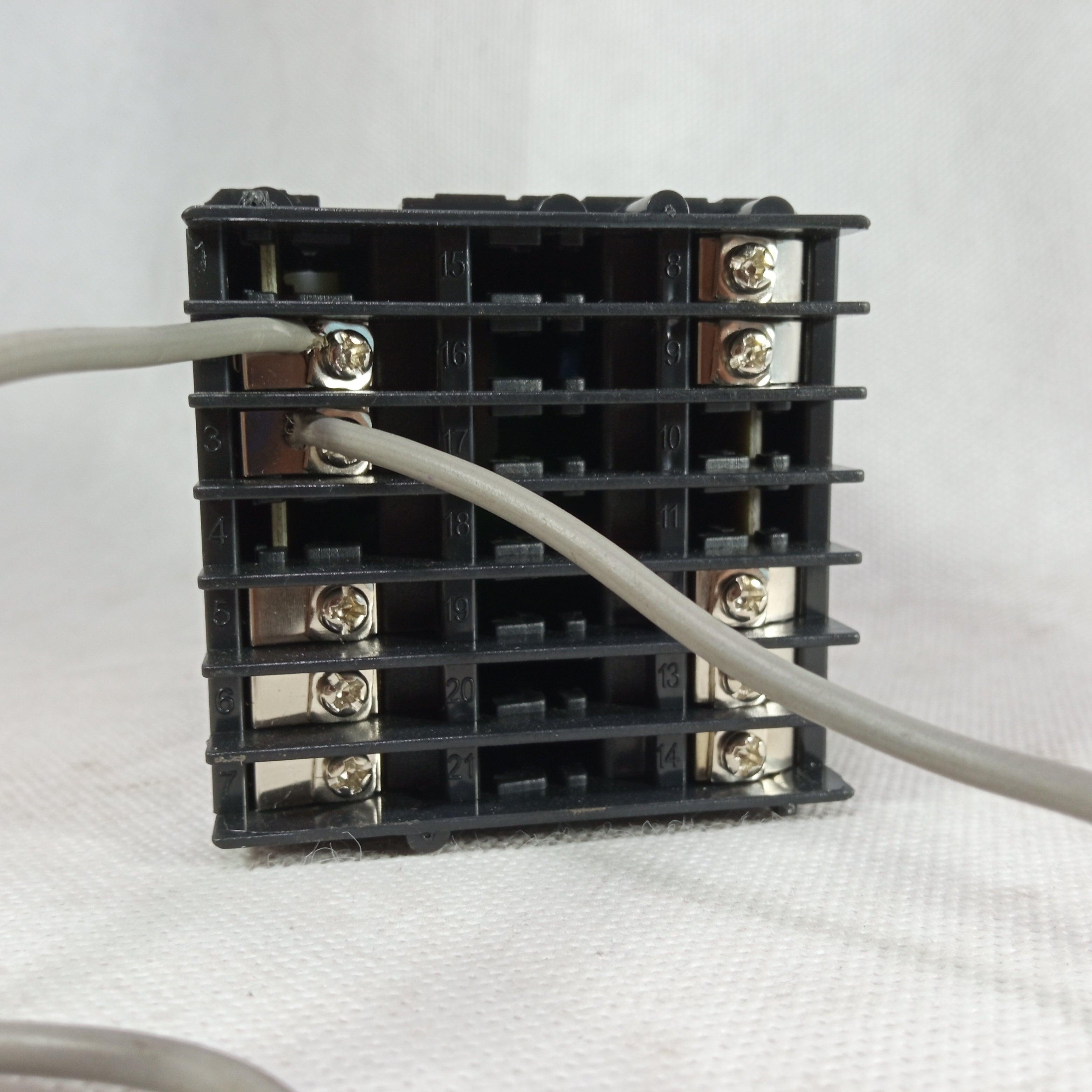 AC 220V Oven Temperature Controller RKC REX-C700 in Pakistan - industryparts.pk