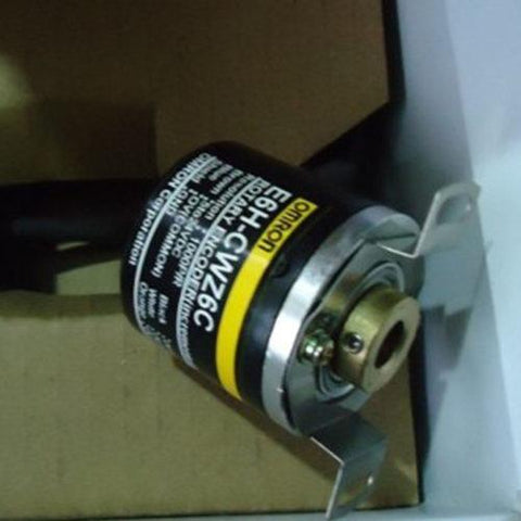 1000PPR Rotary Encoder Omron Incremental Type 5~24VDC in Pakistan