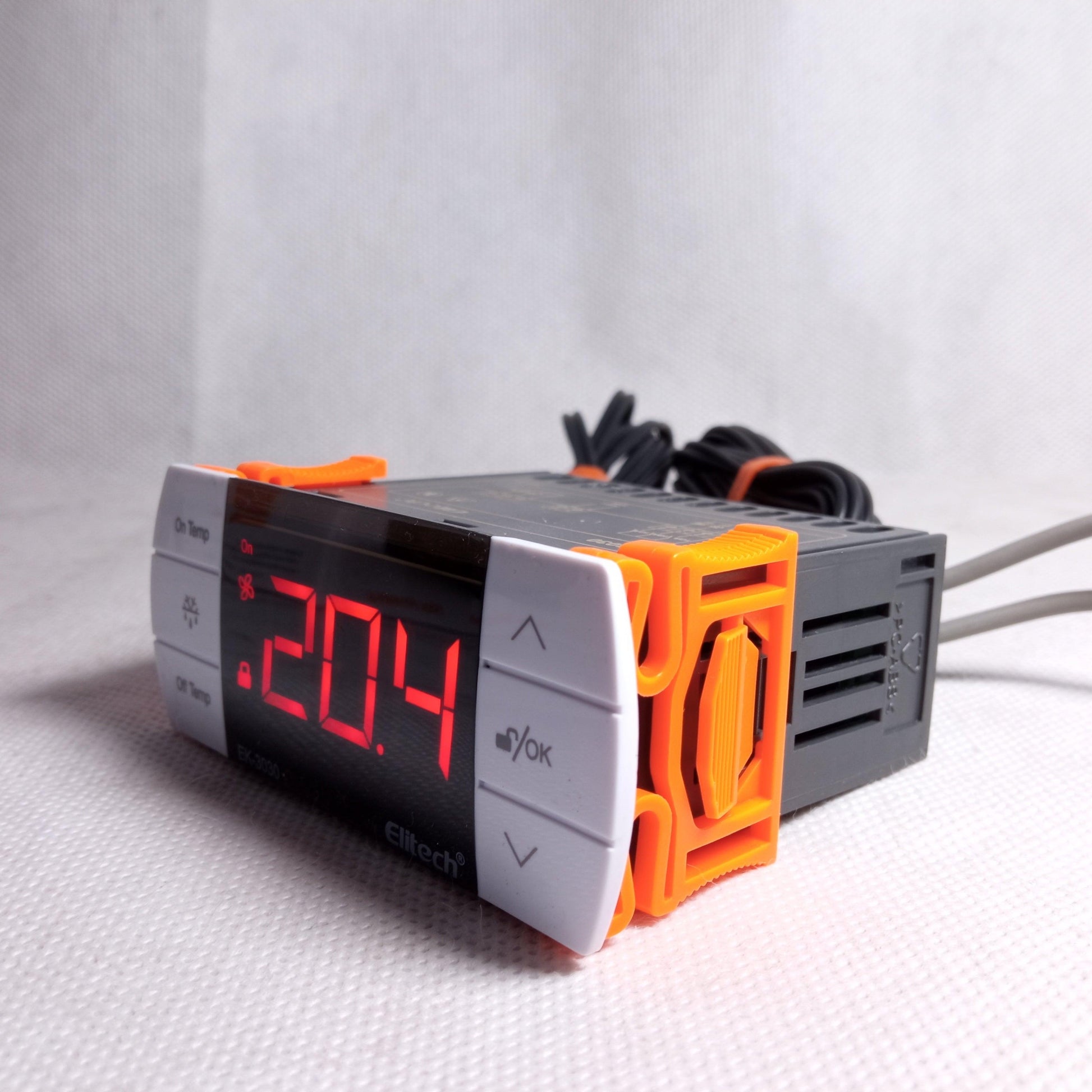 Elitech EK-3030 Digital Temperature Controller Heating or Cooling System Multi-Use in Pakistan - industryparts.pk