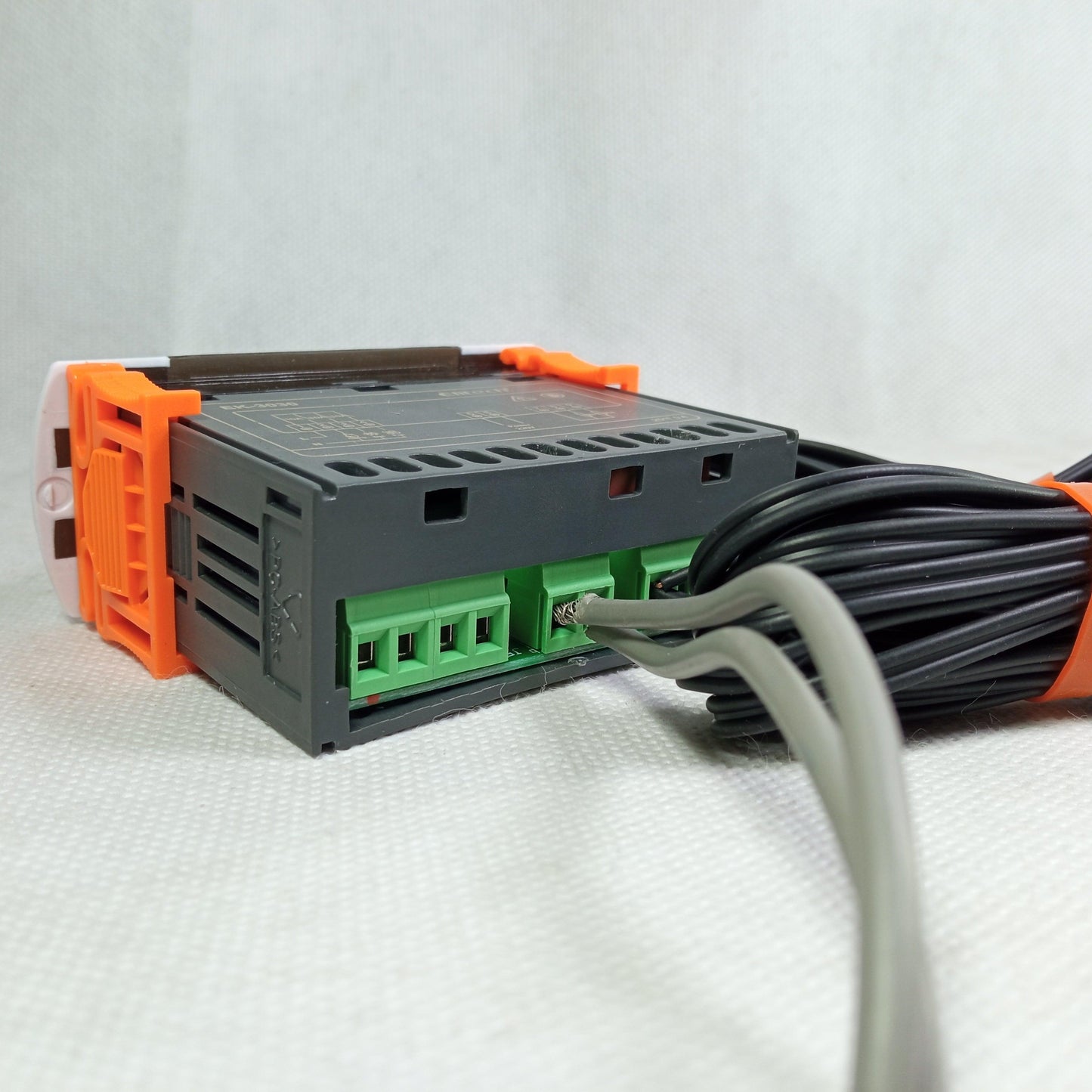 Elitech EK-3030 Digital Temperature Controller Heating or Cooling System Multi-Use in Pakistan - industryparts.pk