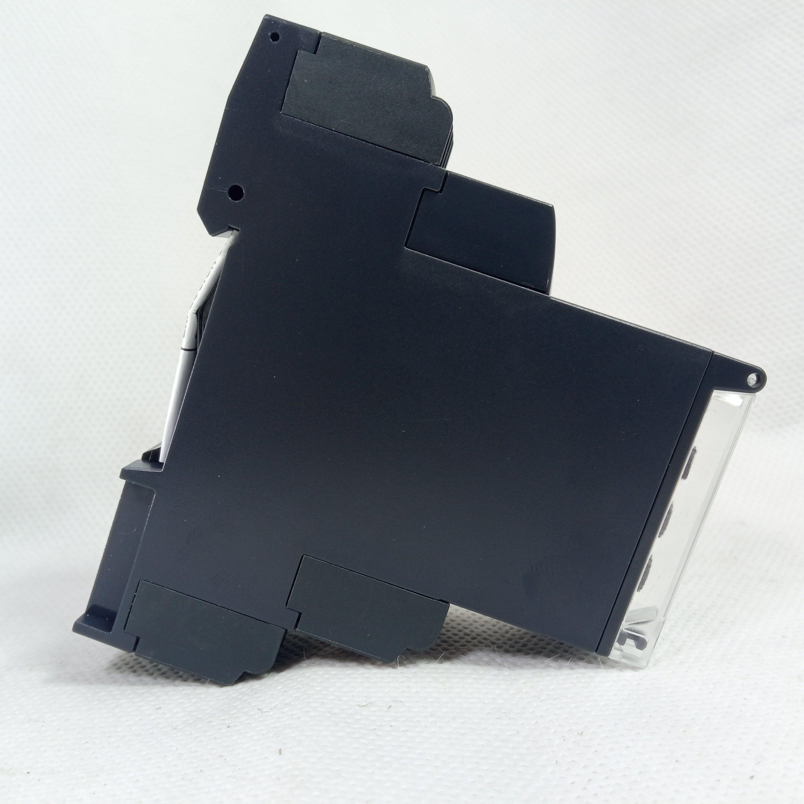 3 Phase Voltage Control Relay 3AC 380~480V Schneider RM22TR33 in Pakistan - industryparts.pk