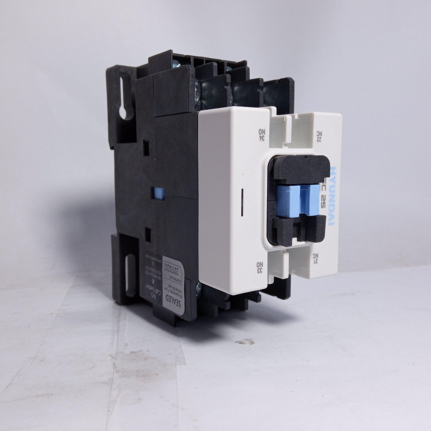 Hyundai HGC32 HG-Series Contactors And Overload Relay in Pakistan - industryparts.pk