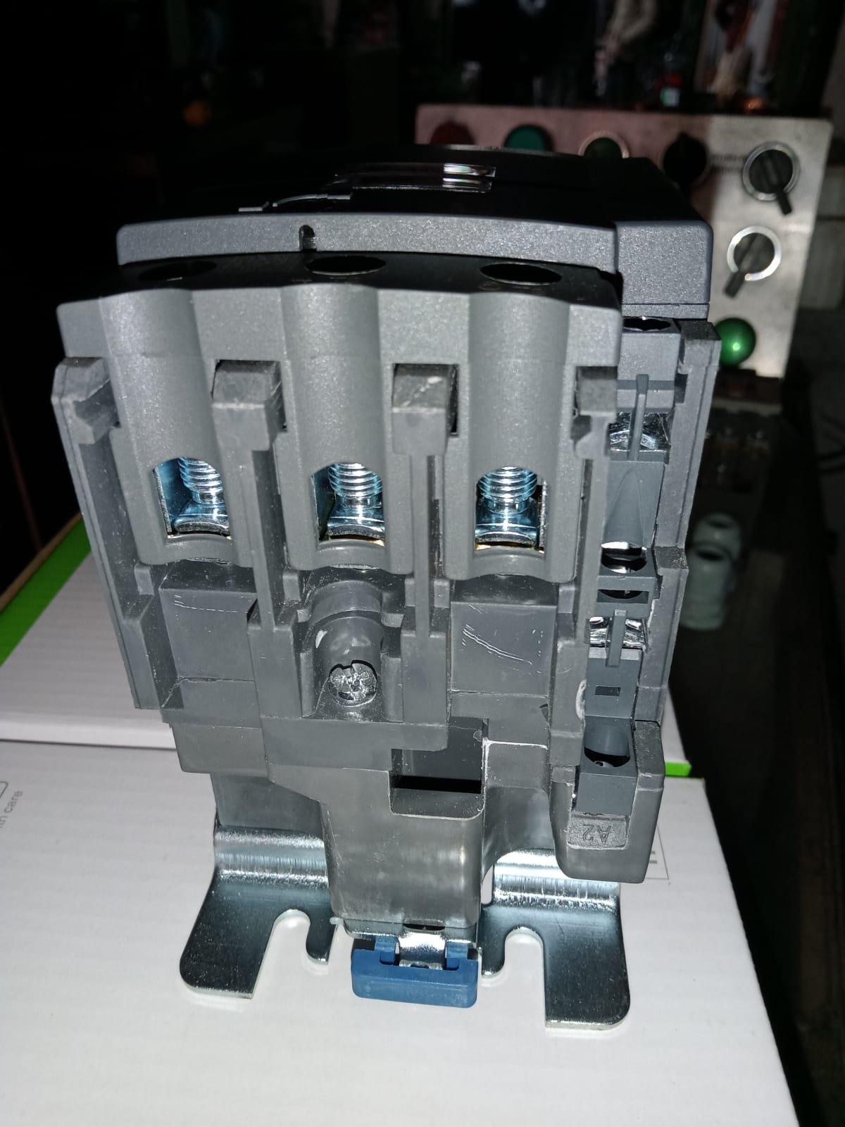 Schneider Electric Lx1 D6 M7 Contactor Coil in Pakistan - industryparts.pk