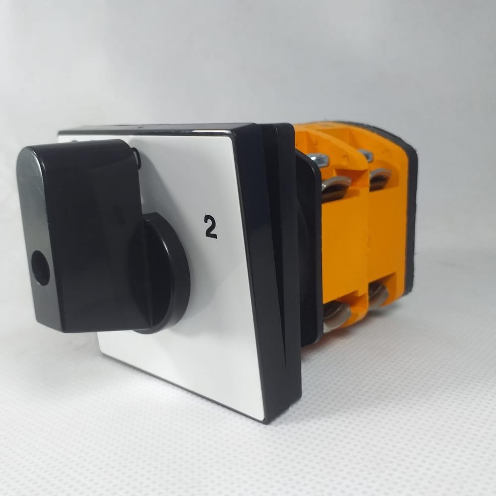 OPAS change over cam switch 2pole 50A in Pakistan - industryparts.pk