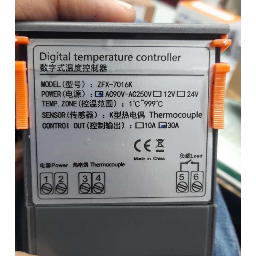 ZFX-7016K Digital Temperature Controller in Pakistan - industryparts.pk