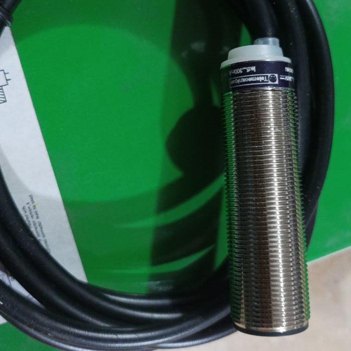 Inductive Proximity Sensor XS6 18B1MBL2 in Pakistan - industryparts.pk