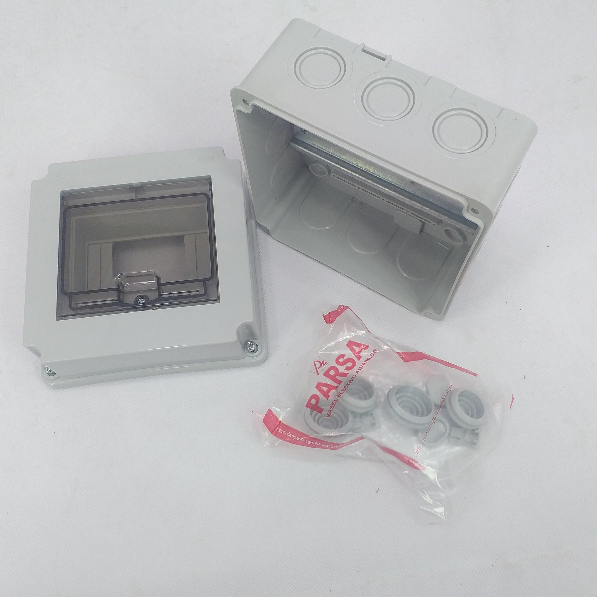 Electrical Enclosure Distribution Plastic Box 5 Breakers Box in Pakistan - industryparts.pk