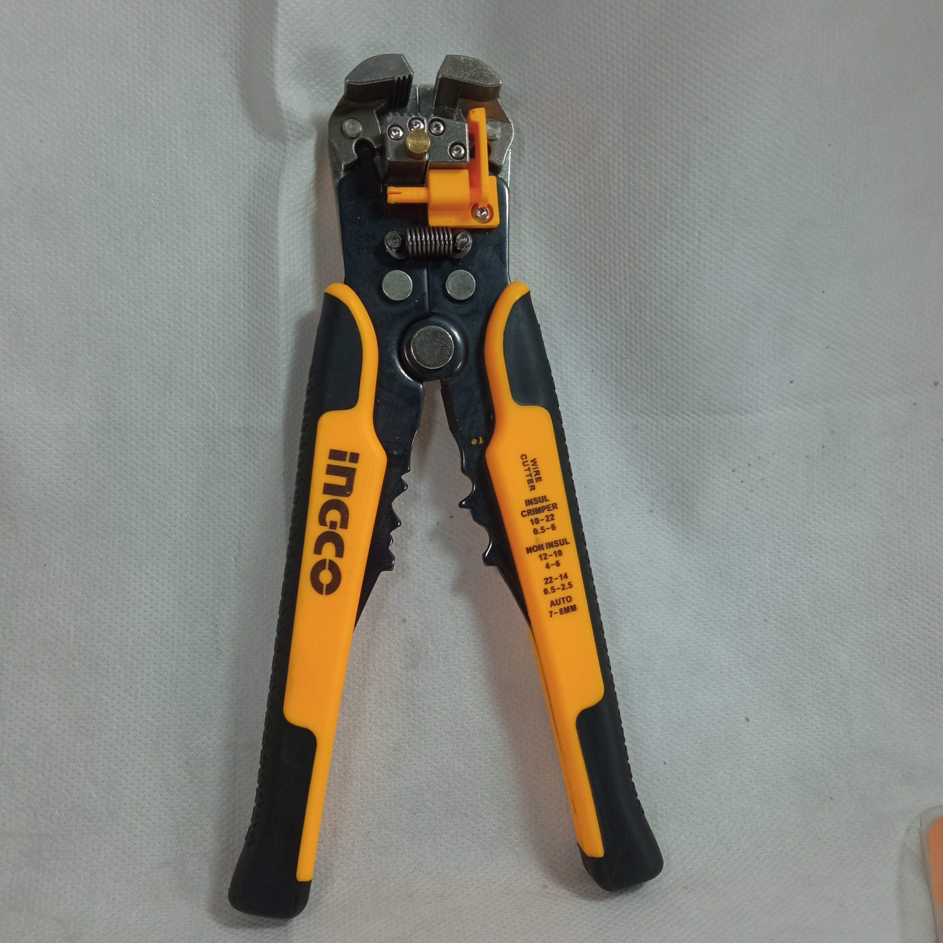 INGCO Automatic 3in1 Wire Stripper HWSP102418 in Pakistan