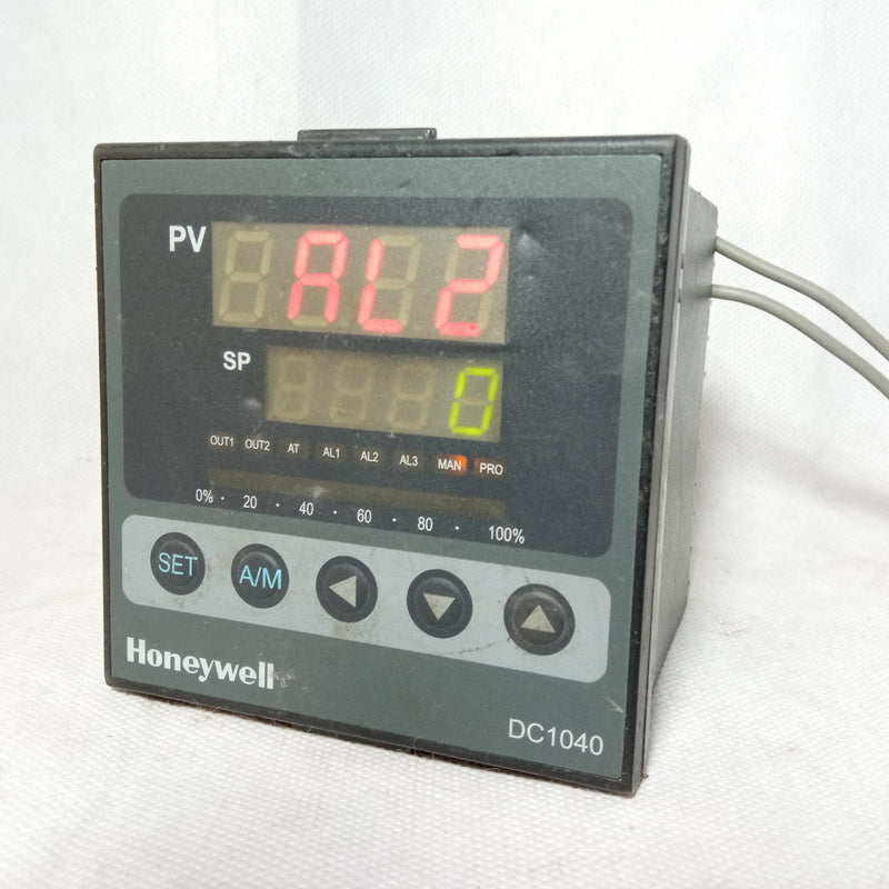 Honeywell DC1040 PID Controller Temperature Controller Lotted in Pakistan - industryparts.pk