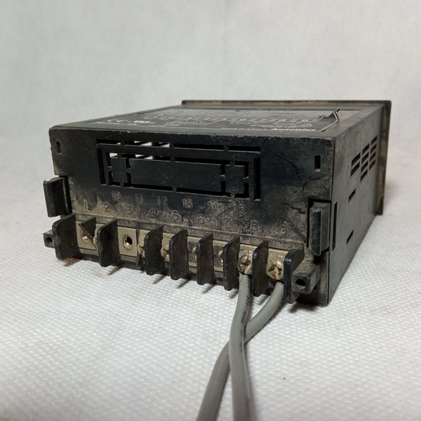 Autonics MP5W Pulse Meter Lotted in Pakistan - industryparts.pk