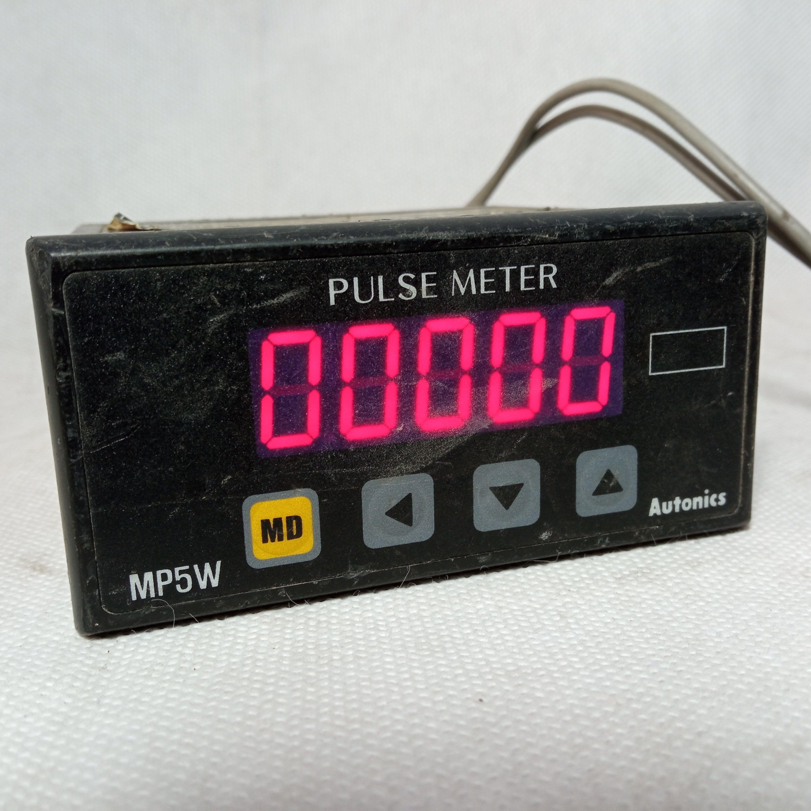 Autonics MP5W Pulse Meter Lotted in Pakistan - industryparts.pk