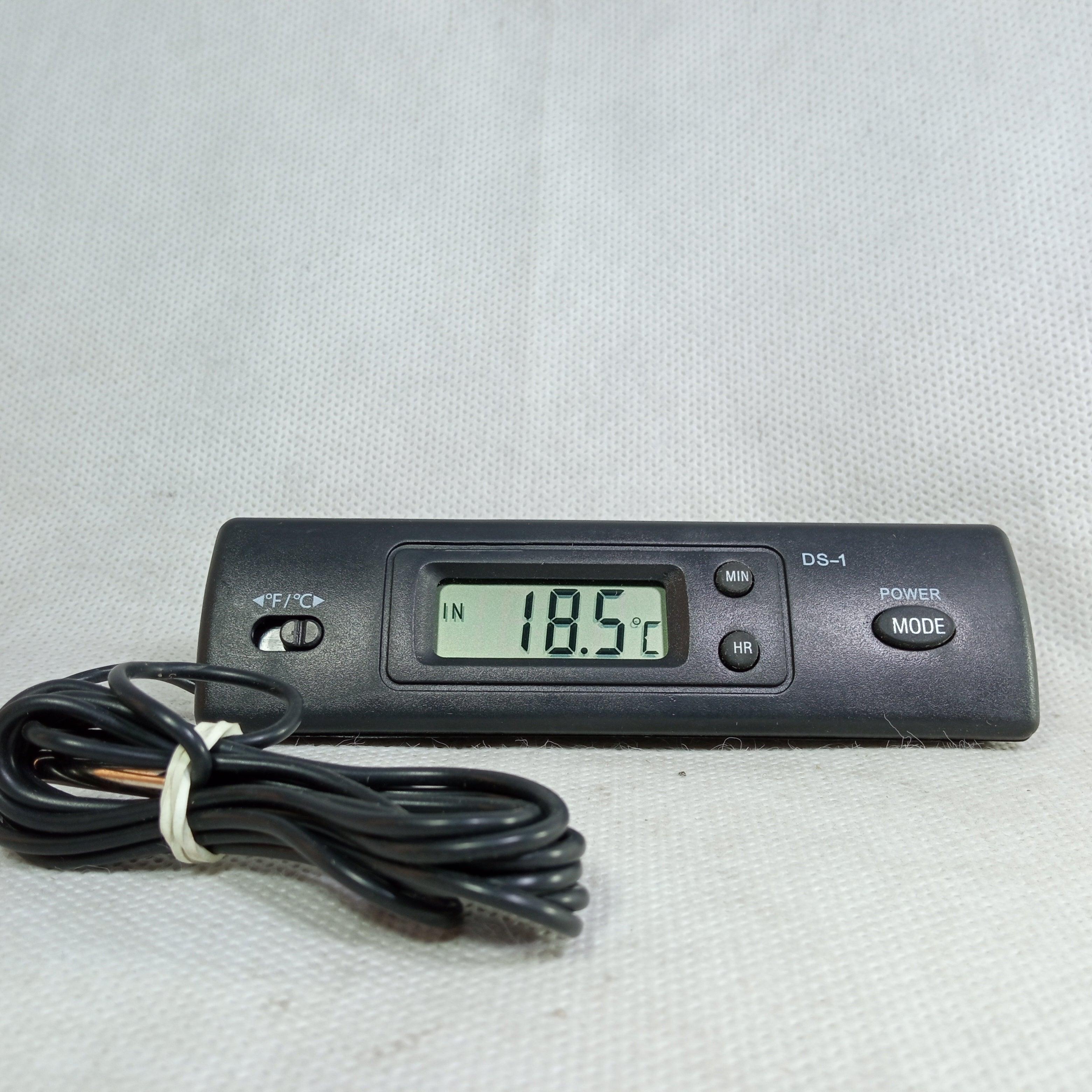 DS-1 Portable Vehicle Digital Thermometer Controller in Pakistan - industryparts.pk