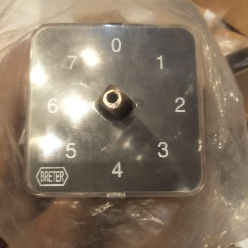 Breater Phase Selector Switches 8 Position 16 AMP In Pakistan - industryparts.pk