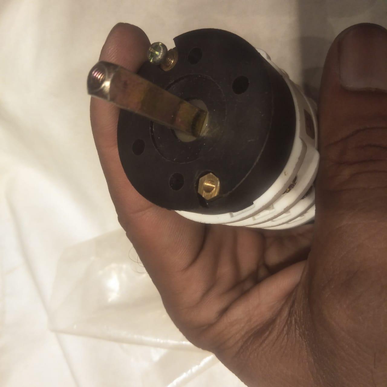 Breater Phase Selector Switches 8 Position 16 AMP In Pakistan - industryparts.pk