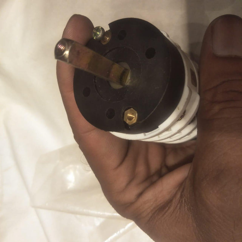 Breater Phase Selector Switches 8 Position 16 AMP In Pakistan - industryparts.pk