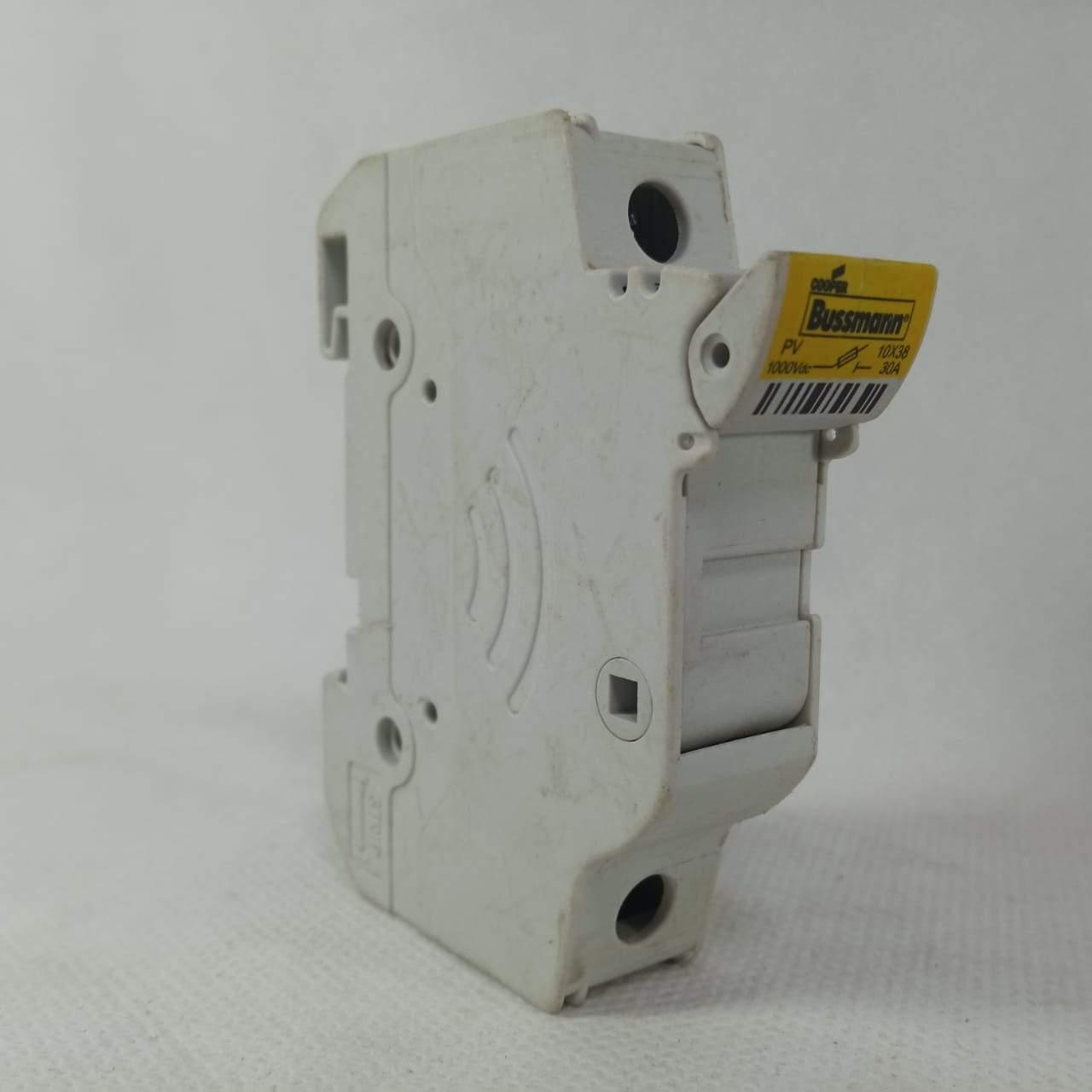 Bussmann CHPV 30A Fuse Holder In Pakistan - industryparts.pk