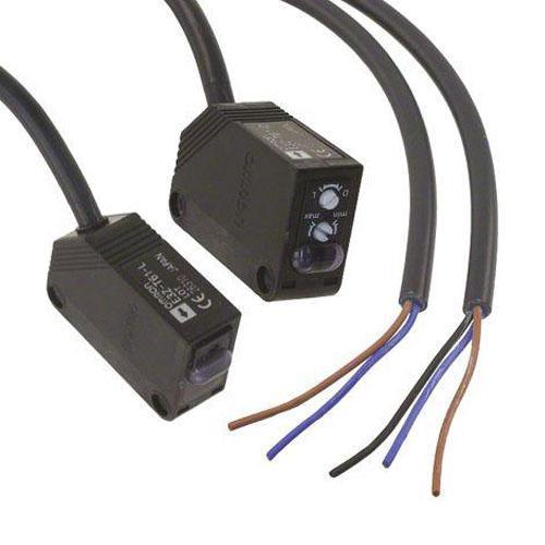 E3Z-T61 2M Compact Photoelectric Sensor with Built in Amplifier - industryparts.pk