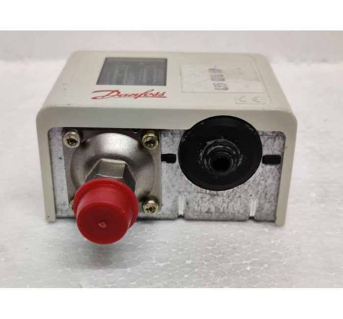 Danfoss KP 36 Pressure Switch for Refrigeration Compressors, Air Conditioning Systems in Pakistan