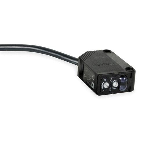 E3Z-T61 2M Compact Photoelectric Sensor with Built in Amplifier - industryparts.pk