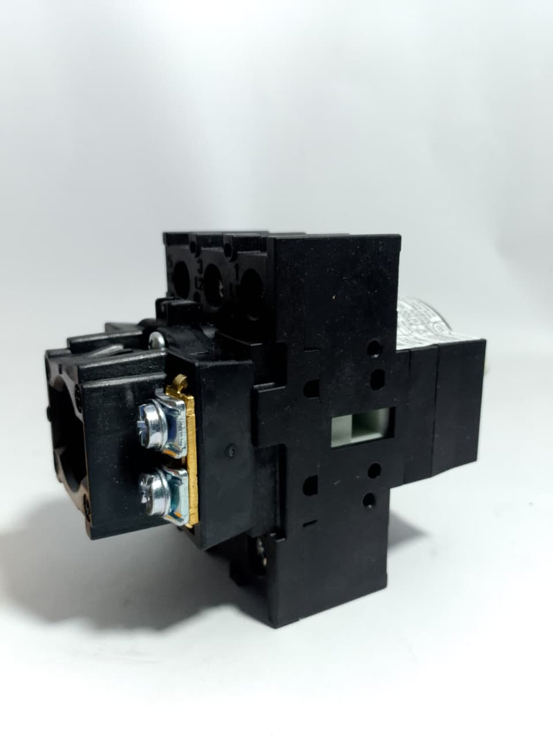 EATON P1-25 Manual Motor Controller Switch in Pakistan