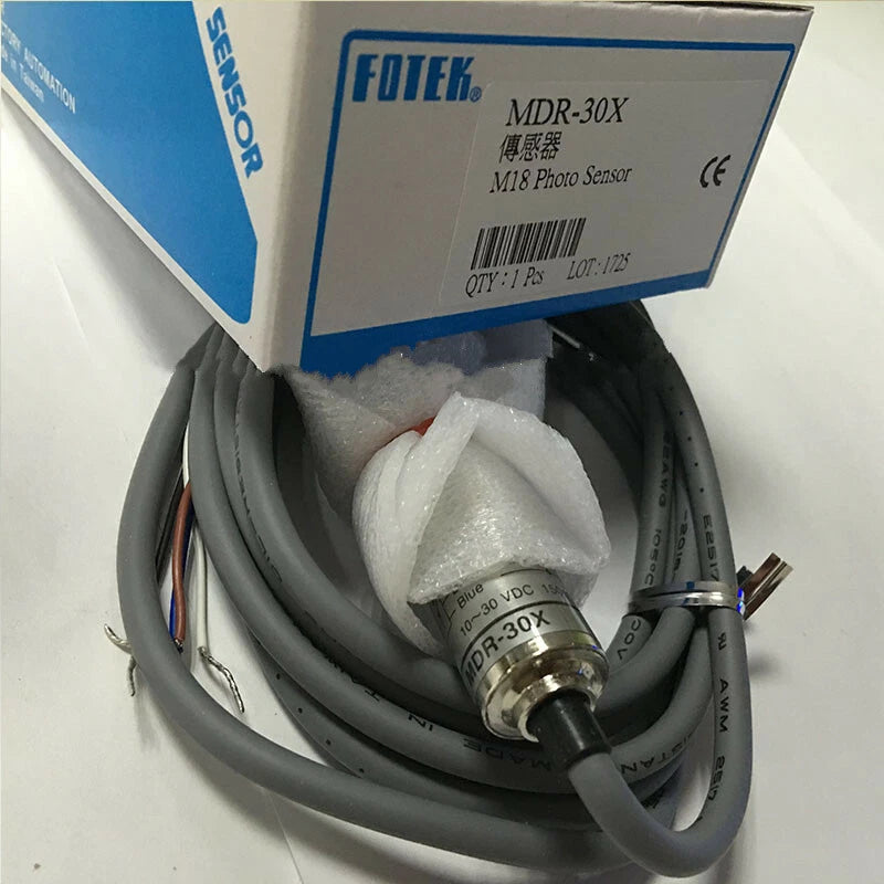 FOTEK MDR-30X M18 Photoelectric SenSor in Pakistan