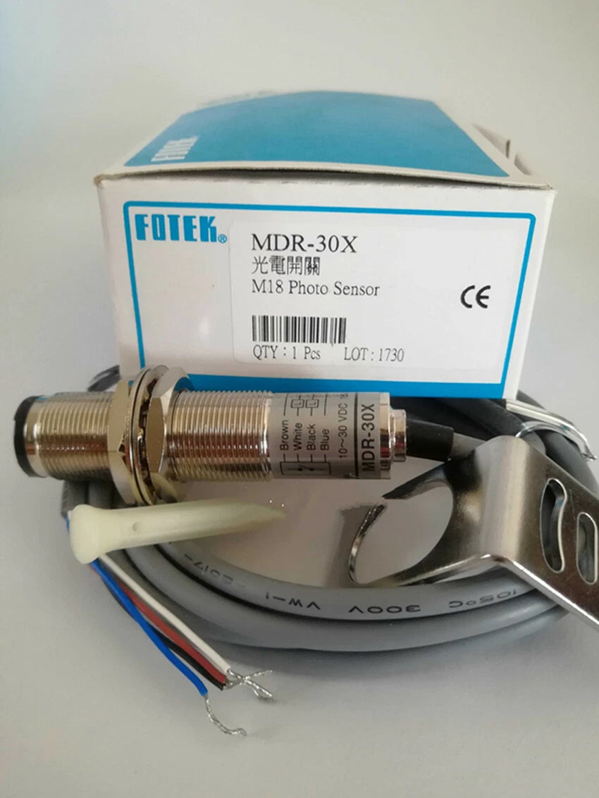 FOTEK MDR-30X M18 Photoelectric SenSor in Pakistan