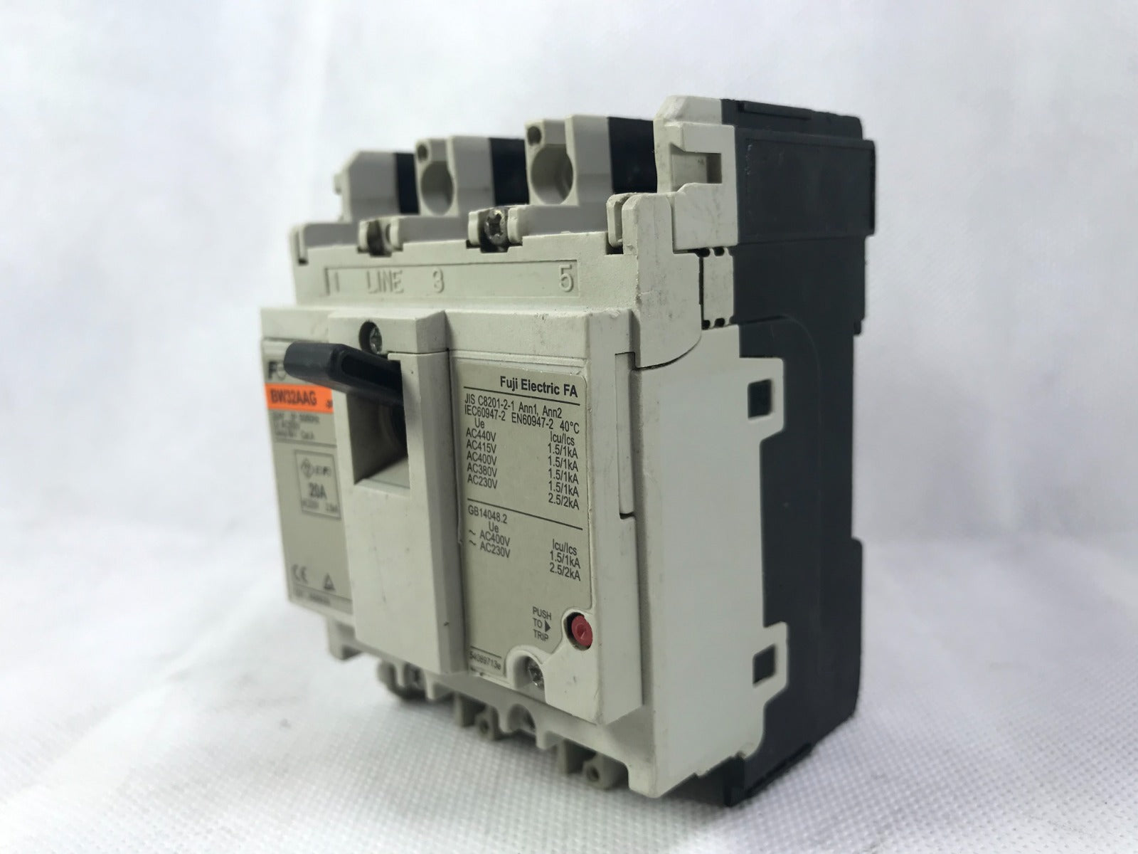 FUJI BW32AAG 20A AUTO CIRCUIT BREAKER in Pakistan
