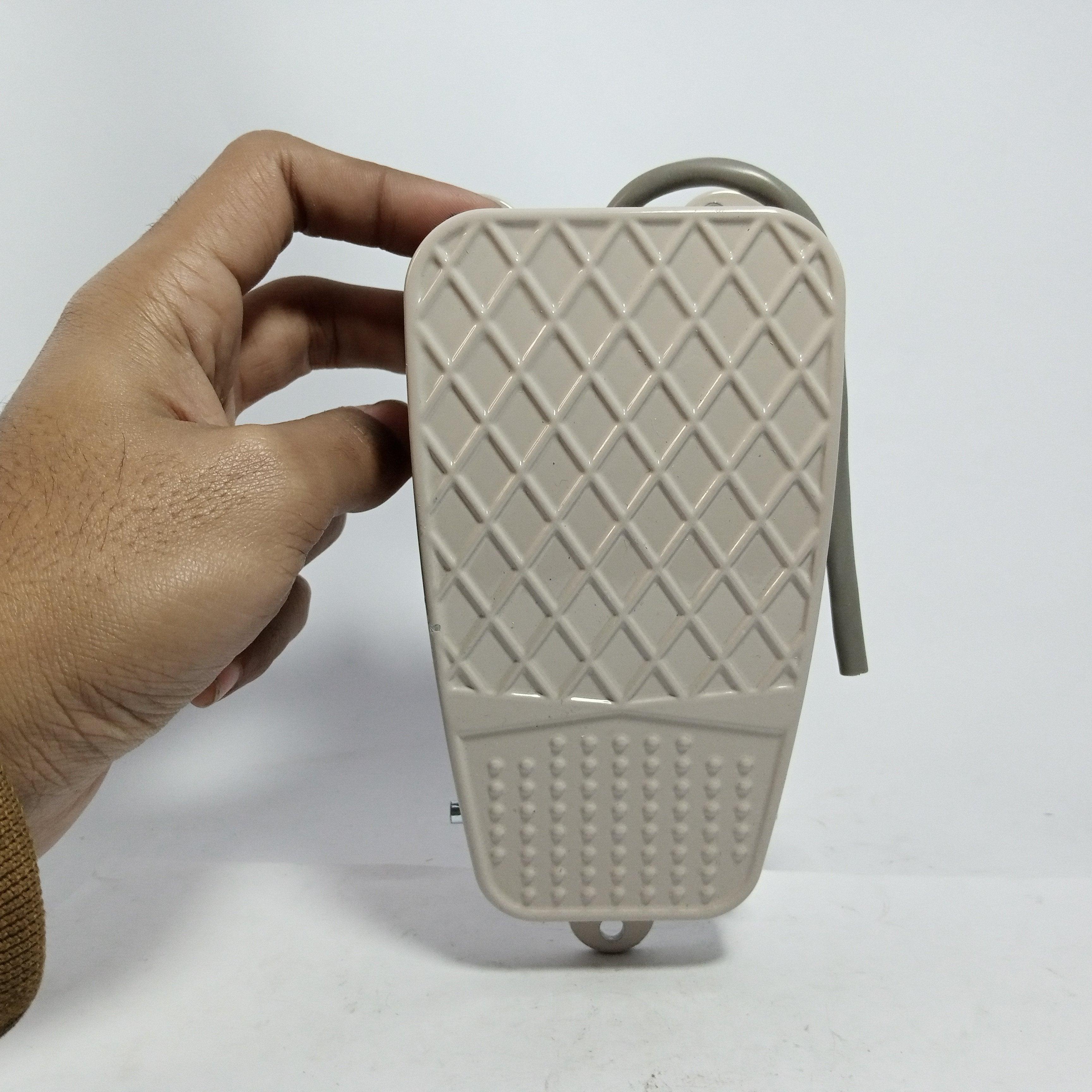 Foot Operated Treadle Foot Switch FS-3, 120 - 240V in Pakistan - industryparts.pk