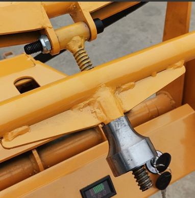 HEAVY DUTY STACKER (500KG) (QING TRUCK INDUSTRIES)